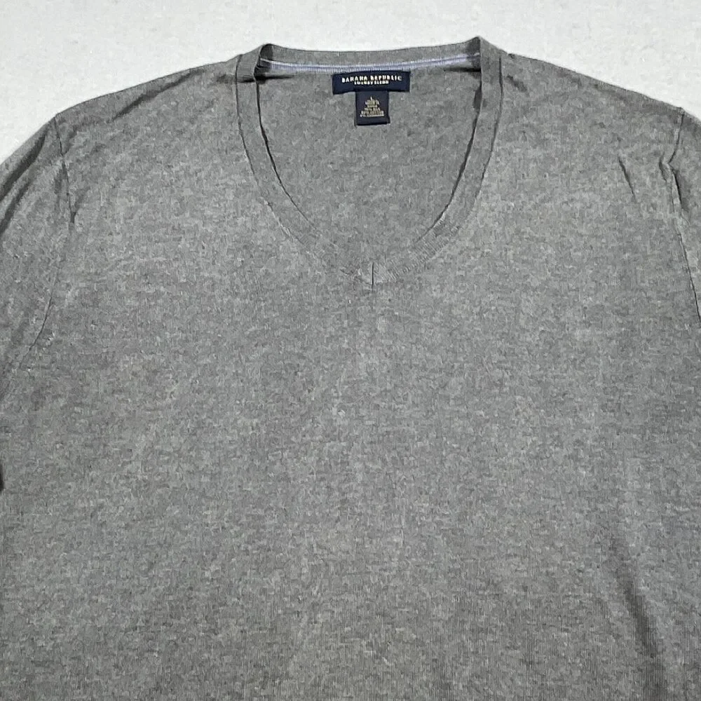 Banana Republic‎ Sweater Men's L Luxury Blend Cashmere Silk Long Sleeve V Neck